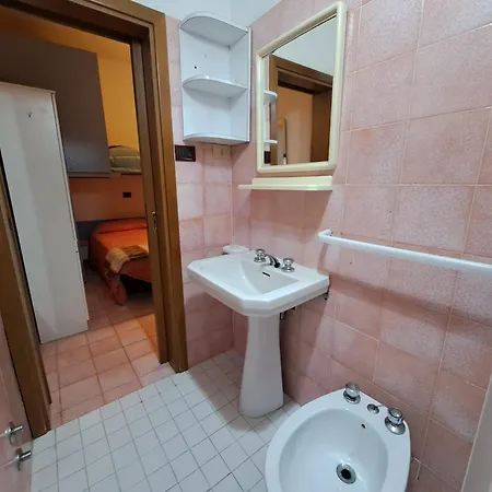 Monica - Seasons Real Estate - Apartment *